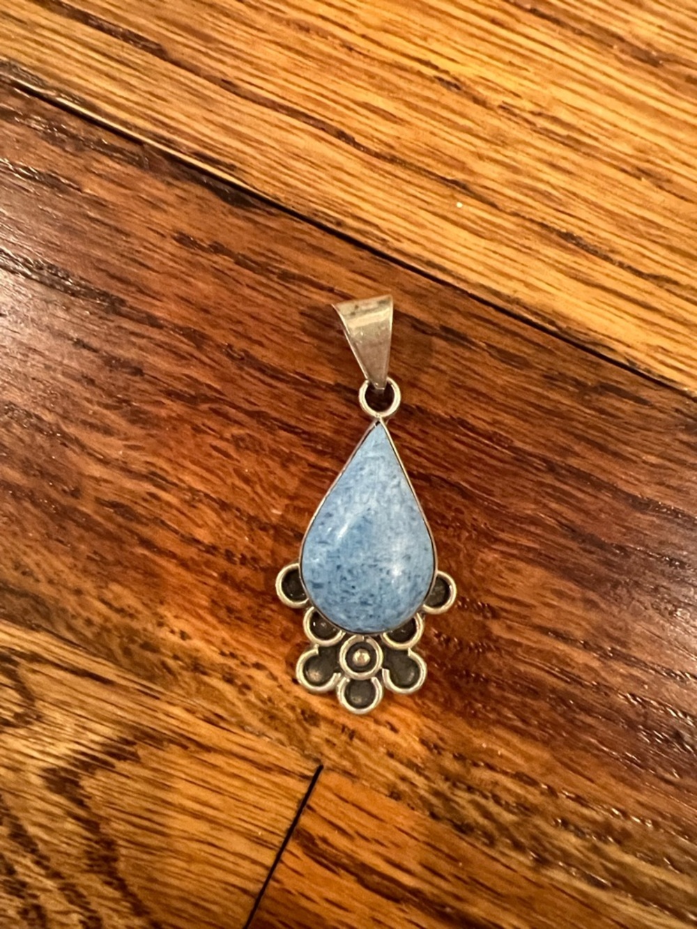 Silver Teardrop Blue Stone Pendant Necklace - Women Jewelry - Picture 3 of 3